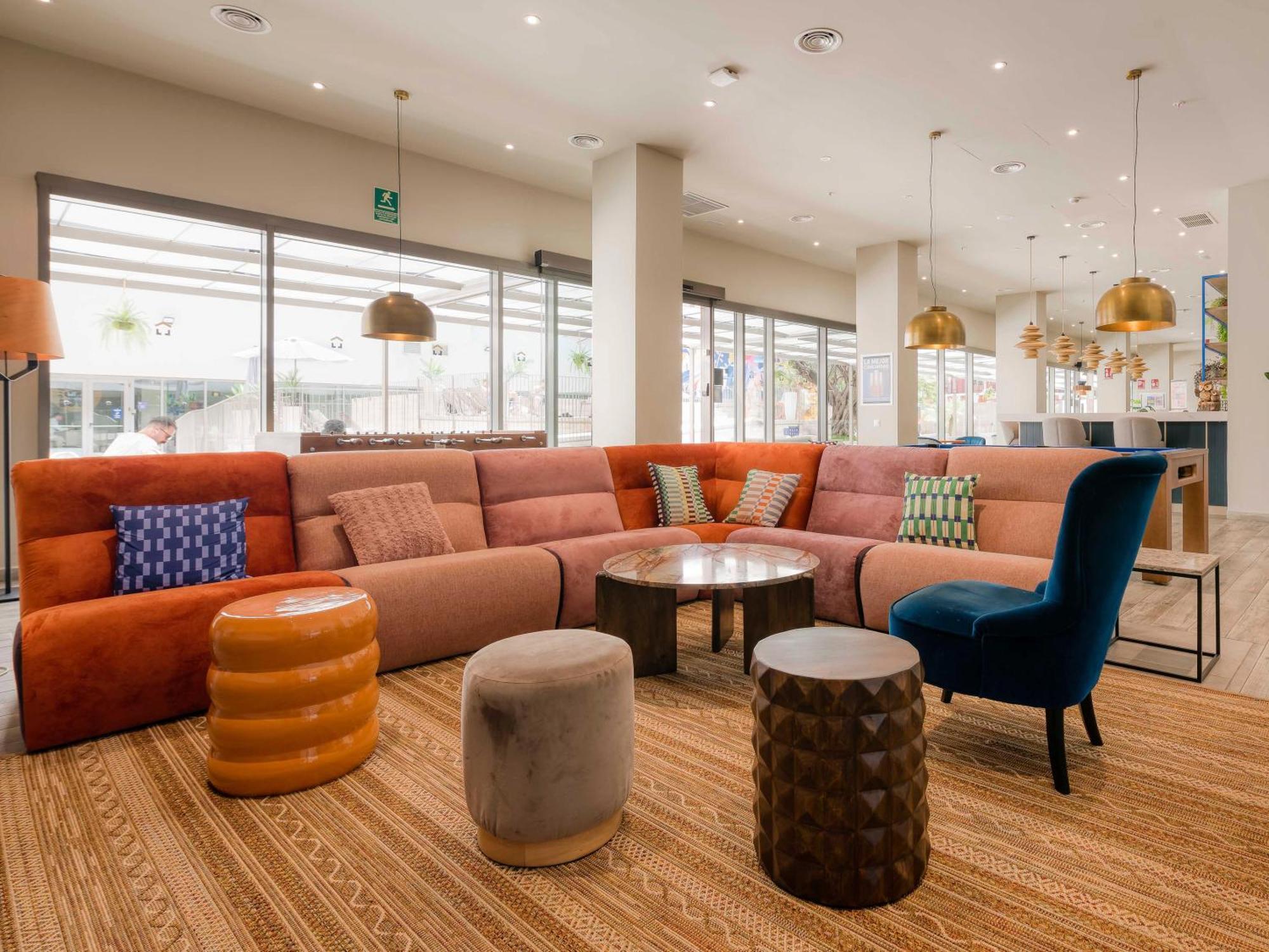 Livensa Living Studios Valencia Marina Real Hotel-Apartamento Экстерьер фото